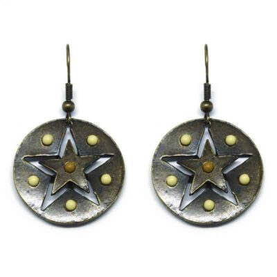 Brinco Pequeno Hippie com Estrela e Bolinhas Creme e Marrom