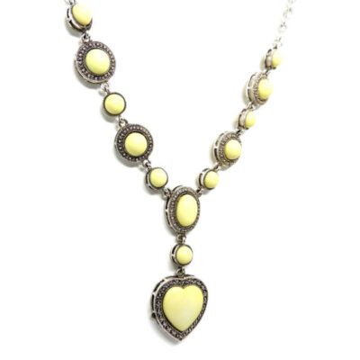 Colar Boho Prata com Coração