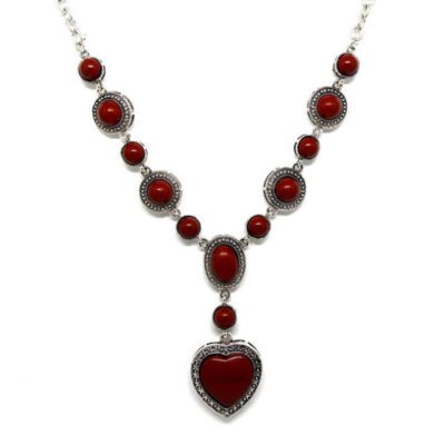 Colar Boho Prata com Coração Vermelho