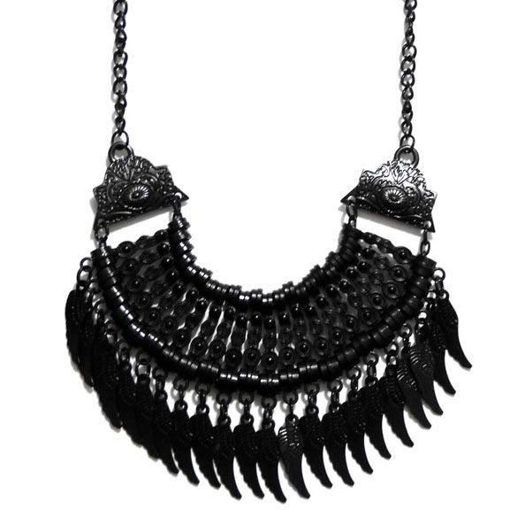 Maxi Colar Preto Boho com Asas